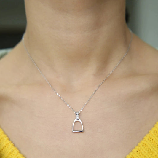 S925 Stirrup Necklace