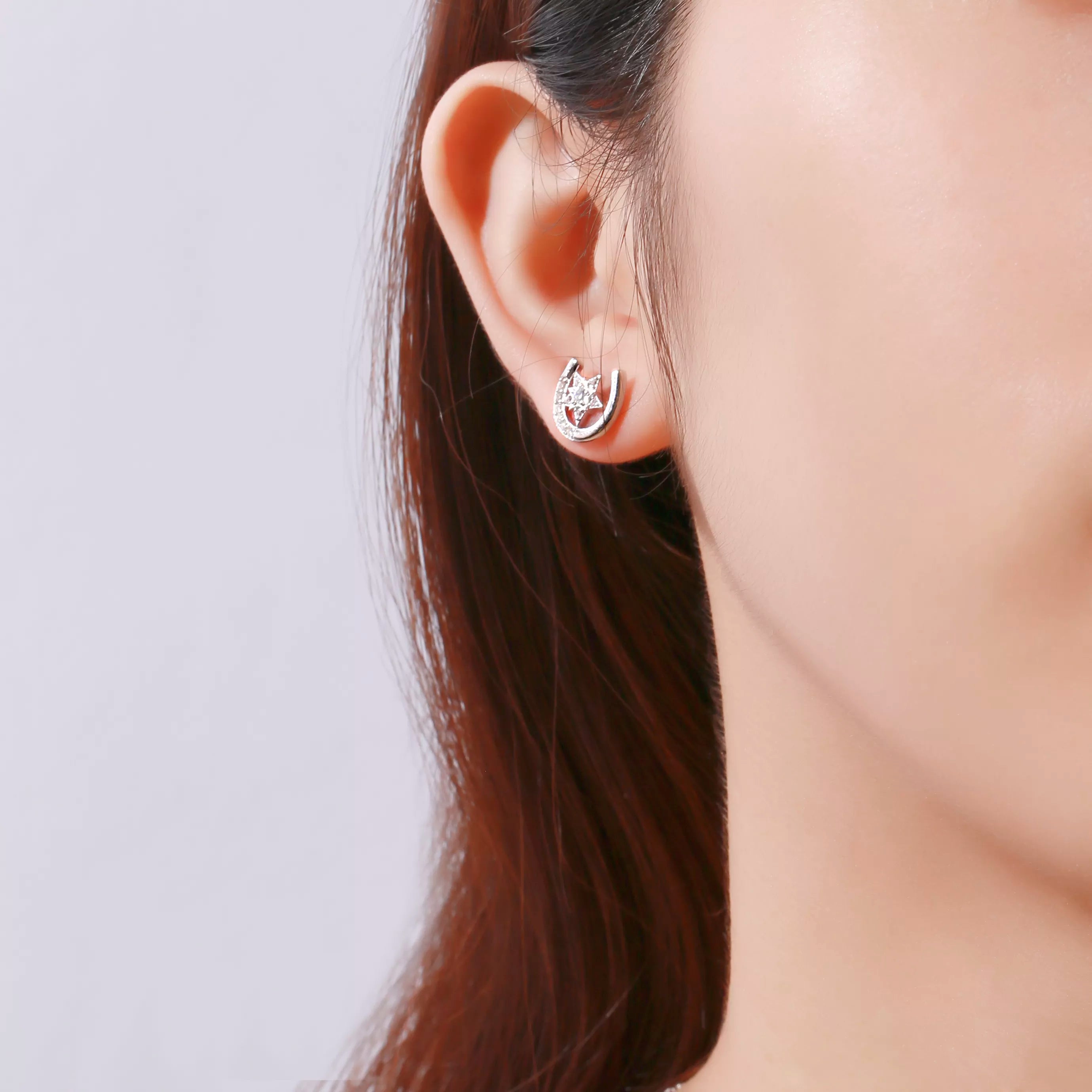 Sparkling Star & Horseshoe Stud Earring Sparkling Star & Horseshoe Stud Earring